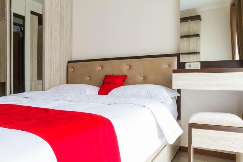 בנדונג Reddoorz Apartment @ Gateway Pasteur מראה חיצוני תמונה